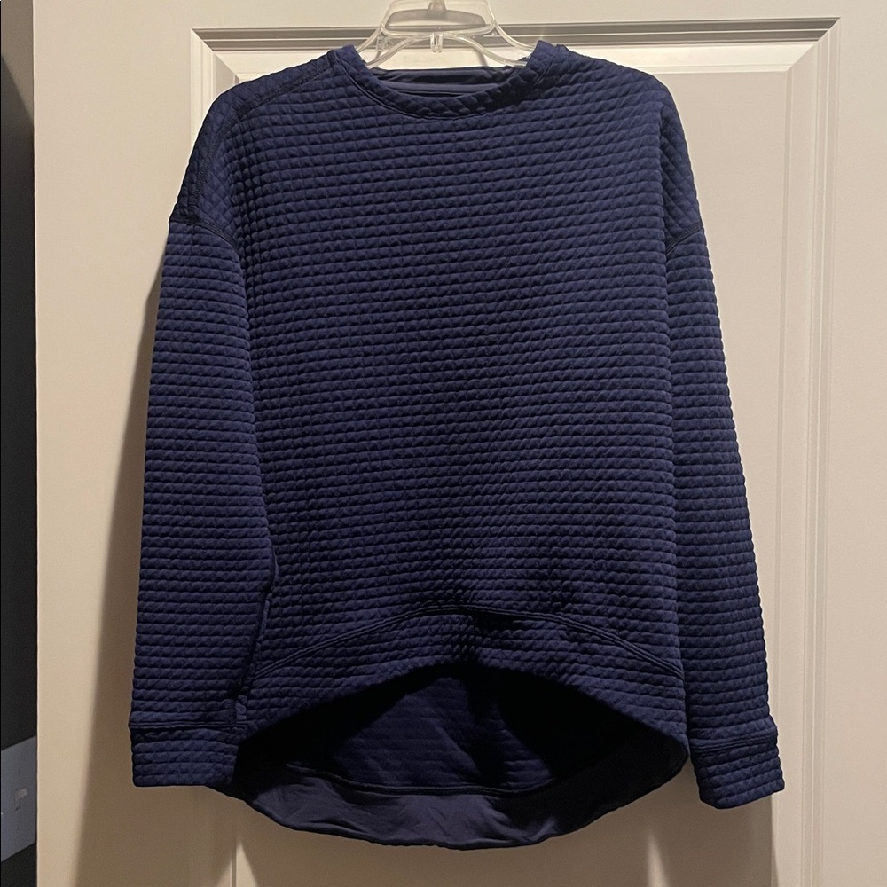 NOBULL Women's Quilted Sweatshirt Navy size M
